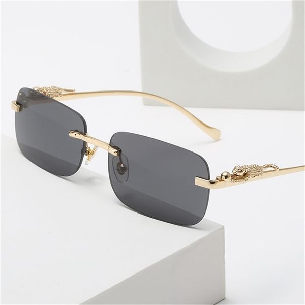 75% off online shop 2022 new style leopard head metal sunglasses for men and women 11, White;black
75% off online shop 2022 new style leopard head metal sunglasses for men and women 11, White;black