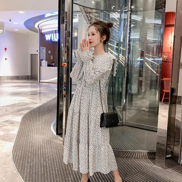 6108# maternity dress spring autumn chiffon long sleeve loose stylish floral dress for pregnant women mom, White
6108# maternity dress spring autumn chiffon long sleeve loose stylish floral dress for pregnant women mom, White