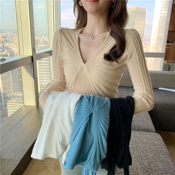 spring and autumn new pullover v-neck knitted bottoming shirt with sweater for women in autumn and winter, White;black
spring and autumn new pullover v-neck knitted bottoming shirt with sweater for women in autumn and winter, White;black