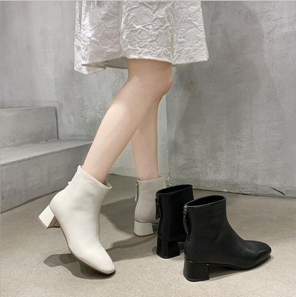 square toe thick heel short boots women's 2020 autumn and winter british style with thin and thin boots soft leather all-match fashion, Black
square toe thick heel short boots women's 2020 autumn and winter british style with thin and thin boots soft leather all-match fashion, Black