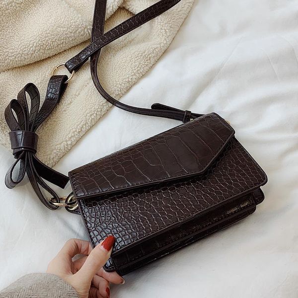 retro fashion square crossbody bag 2021 new quality pu leather women's designer handbag crocodile pattern shoulder messenger bag
retro fashion square crossbody bag 2021 new quality pu leather women's designer handbag crocodile pattern shoulder messenger bag