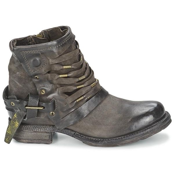 retro genuine leather ankle boots women street fashion side zip rivet punk style boots winter warm high shoes, Black
retro genuine leather ankle boots women street fashion side zip rivet punk style boots winter warm high shoes, Black