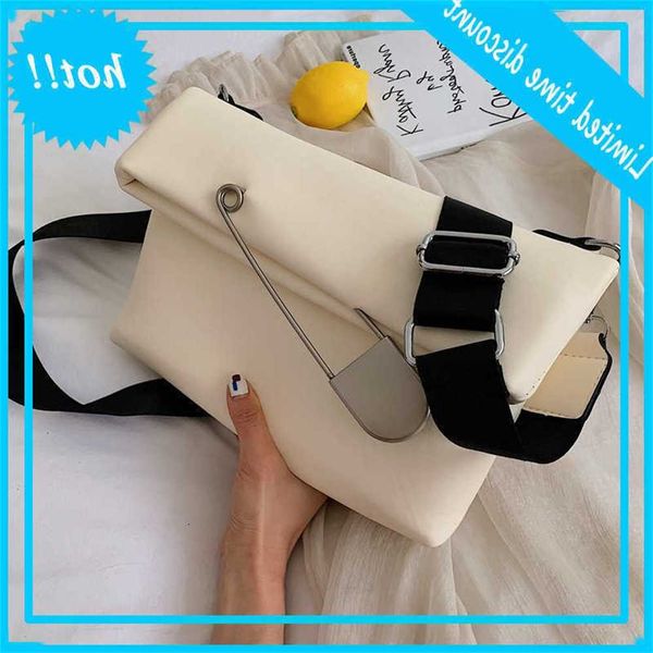 elegant random 2021 fashion new pu learn women designer handbag fold shoulder messenger bag
elegant random 2021 fashion new pu learn women designer handbag fold shoulder messenger bag