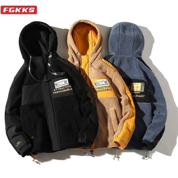 fgkks brand men's jackets plush fabric men warm jacket fashion high street thick windproof patchwork winter jackets male 201130, Black;brown
fgkks brand men's jackets plush fabric men warm jacket fashion high street thick windproof patchwork winter jackets male 201130, Black;brown
