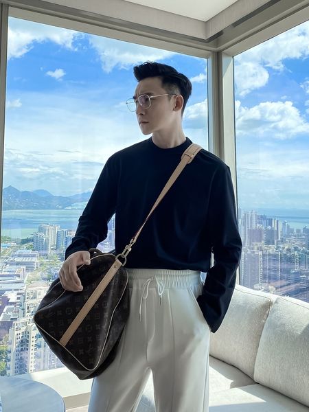 daio ethan korean design autumn casual slim bottoming shirt solid round neck long sleeve t-shirt
daio ethan korean design autumn casual slim bottoming shirt solid round neck long sleeve t-shirt