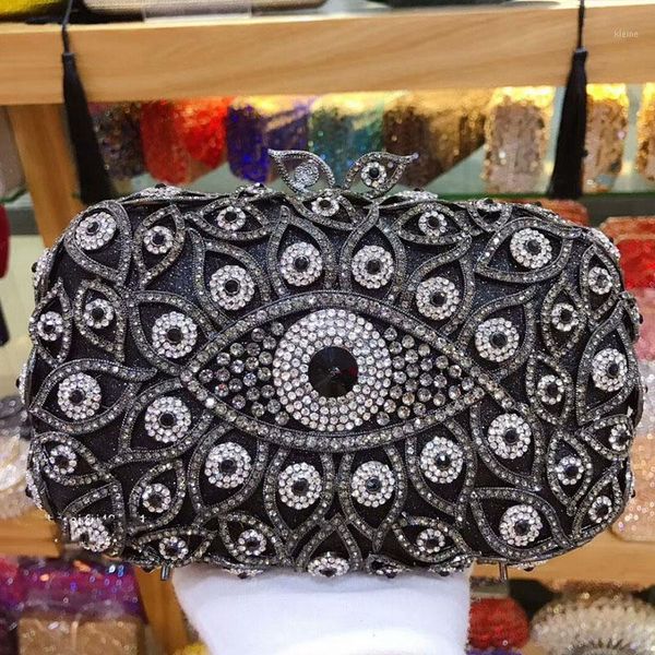 white rhinestone diamond black clutch bags fashion evening clutches crystal bag 2020 party prom messenger handbags1
white rhinestone diamond black clutch bags fashion evening clutches crystal bag 2020 party prom messenger handbags1