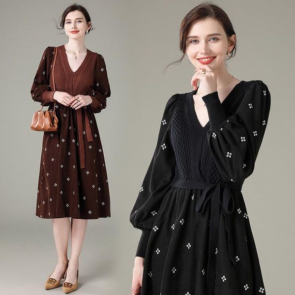 women winter luxury embroidery dress festa long vintage lantern sleeve robe femme v-neck designer vestidos, Black;gray
women winter luxury embroidery dress festa long vintage lantern sleeve robe femme v-neck designer vestidos, Black;gray