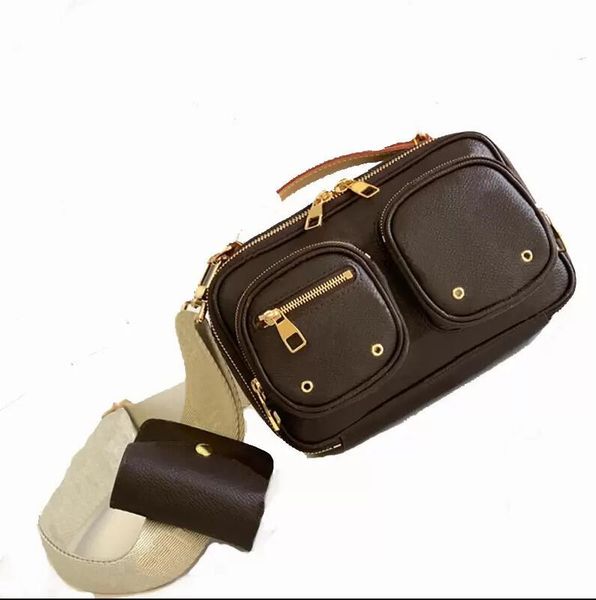 designer sporty bag camera utility men crossbody double zipper closure fashion casual canvas flower style trunk shouldebags handbags pocket
designer sporty bag camera utility men crossbody double zipper closure fashion casual canvas flower style trunk shouldebags handbags pocket