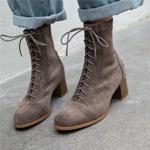 spring 2021 new women's shoes 22-25cm long stretcher middle heel black grey boots 2-color woman shoe bvi1
spring 2021 new women's shoes 22-25cm long stretcher middle heel black grey boots 2-color woman shoe bvi1