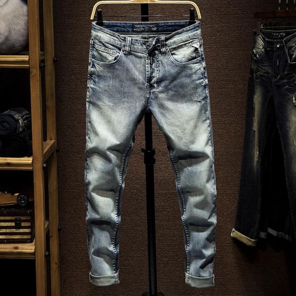 итальянский стиль мода мужские джинсы light blue vintage slim fit рваные джинсы мужские классические джинсовые брюки марка дизайнер homme
итальянский стиль мода мужские джинсы light blue vintage slim fit рваные джинсы мужские классические джинсовые брюки марка дизайнер homme