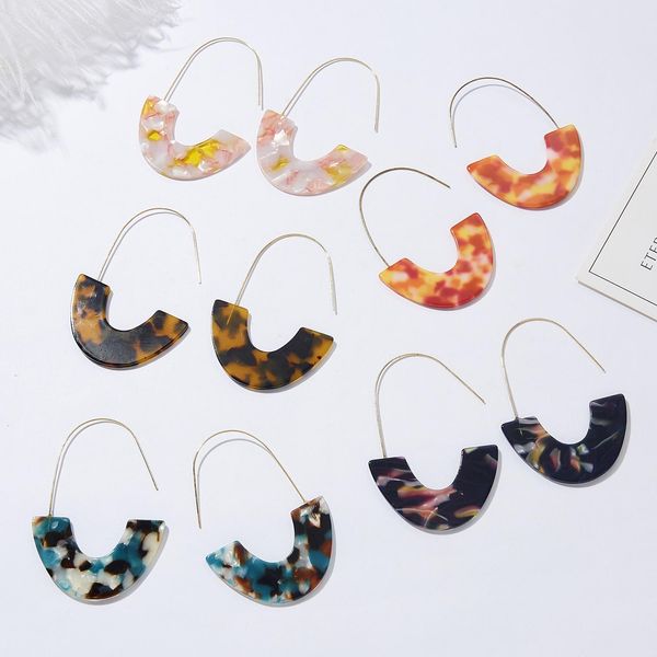 2019 boho leopard зерна tortoise shell большой крюк акриловые серьги специальный дизайн полукруг смола серьги падения способа brincos sqcihl, Golden
2019 boho leopard зерна tortoise shell большой крюк акриловые серьги специальный дизайн полукруг смола серьги падения способа brincos sqcihl, Golden