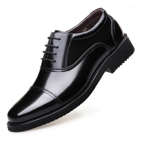 dress shoes classic waterproof absorption breathable large leather men's business wear-resistant anti-skid men1, Black
dress shoes classic waterproof absorption breathable large leather men's business wear-resistant anti-skid men1, Black