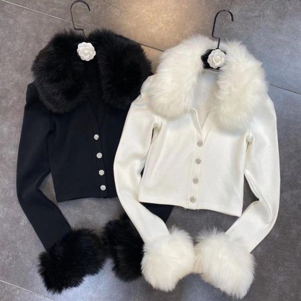 deat 2021 winter new long sleeve v neck diamonds buttons faux fur collar cardigan sweater women knitted ml175, White
deat 2021 winter new long sleeve v neck diamonds buttons faux fur collar cardigan sweater women knitted ml175, White