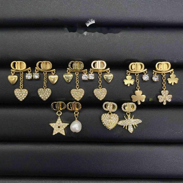 luxury designer earrings new letter heart-shaped man diamond home style versatile earrings female s925 silver needle, Golden
luxury designer earrings new letter heart-shaped man diamond home style versatile earrings female s925 silver needle, Golden