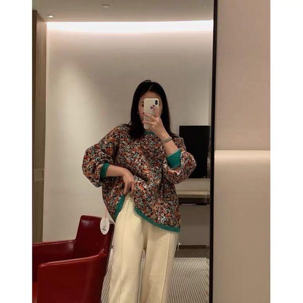 women's sweaters 2021 winter fashion round neck pullover long sleeve thickened warm floral contrast sweater, White;black
women's sweaters 2021 winter fashion round neck pullover long sleeve thickened warm floral contrast sweater, White;black