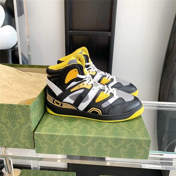 2022 luxury designer dress basket sneaker in multicolour leather effect high basketball outdoor sneakers with box new track 1top, Black
2022 luxury designer dress basket sneaker in multicolour leather effect high basketball outdoor sneakers with box new track 1top, Black