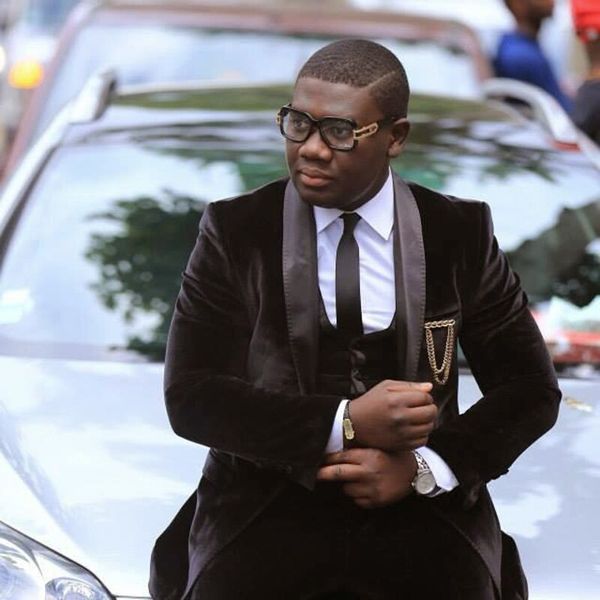 новые последние дизайн one button brown velvet groom tuxedos groomsmen шафером костюмы мужские свадебные костюмы blazer (куртка + брюки + жи, Black;gray
новые последние дизайн one button brown velvet groom tuxedos groomsmen шафером костюмы мужские свадебные костюмы blazer (куртка + брюки + жи, Black;gray