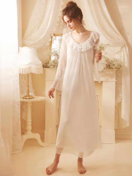 2021 new princess nightdress women's long sweet nightgown lace sleepwear modal pink and white soft nightshirt1, Black;red
2021 new princess nightdress women's long sweet nightgown lace sleepwear modal pink and white soft nightshirt1, Black;red