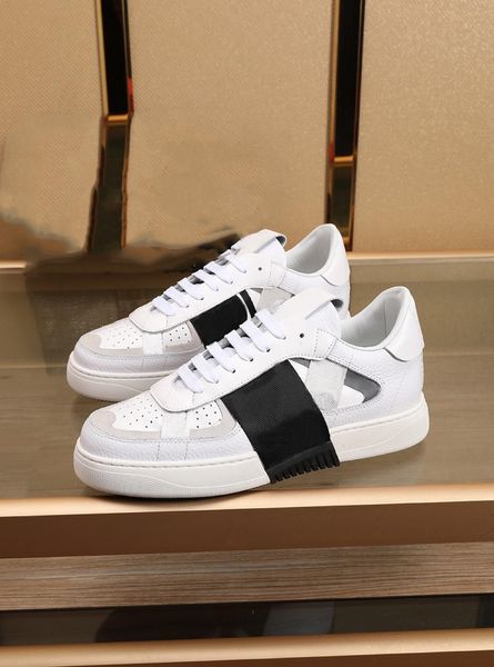 2020 new arrival men women vl7n embossed leather trainers vltn designer shoes black whith suede leather sneaker dress shoes with box eu45
2020 new arrival men women vl7n embossed leather trainers vltn designer shoes black whith suede leather sneaker dress shoes with box eu45