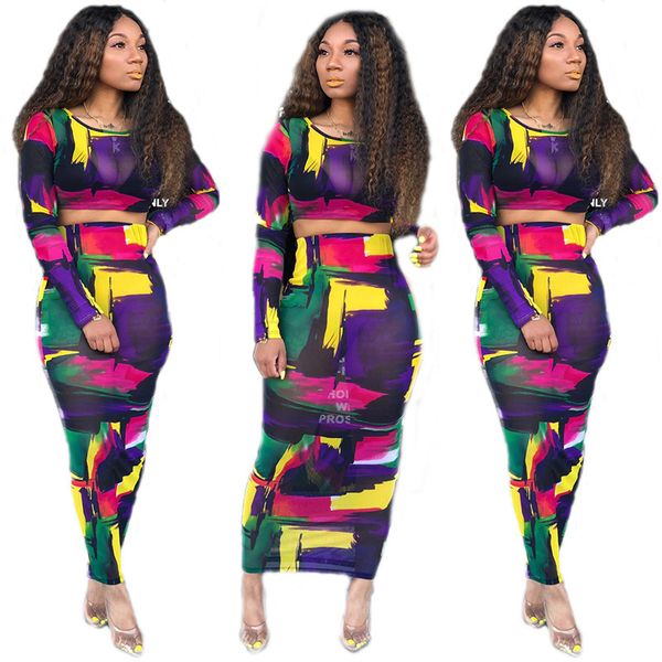2072 european and american women's style mesh printed skirt suit two-piece long sleeve, White
2072 european and american women's style mesh printed skirt suit two-piece long sleeve, White