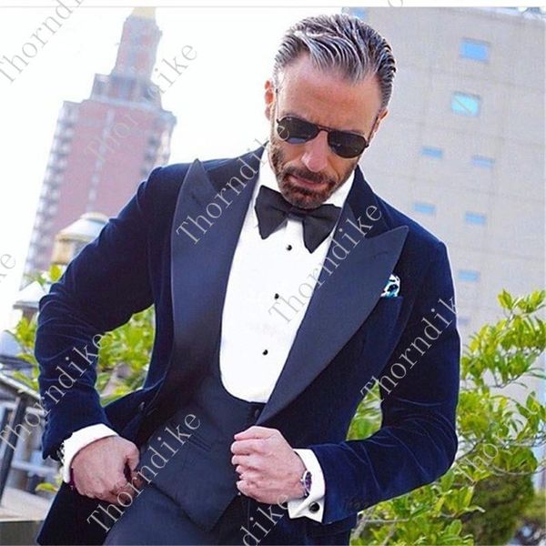 thorndike costume homme suits 2020 traje hombre bordado men wedding dress suit navy blue velvet (jacket+vest+pant) suits mens, White;black
thorndike costume homme suits 2020 traje hombre bordado men wedding dress suit navy blue velvet (jacket+vest+pant) suits mens, White;black