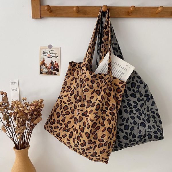 cross body bags for women 2021 corduroy shoulder bag reusable shopping casual tote female handbag
cross body bags for women 2021 corduroy shoulder bag reusable shopping casual tote female handbag