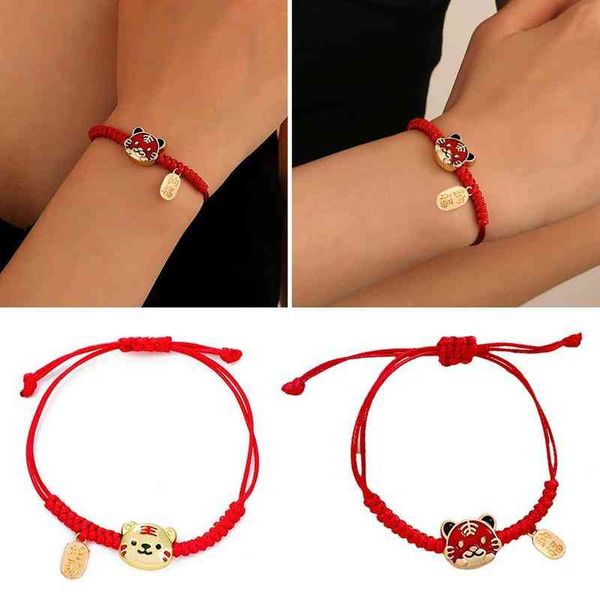 2022 chinese new year five tiger red rope string bracelets handmade craft gift hand strap, Golden;silver
2022 chinese new year five tiger red rope string bracelets handmade craft gift hand strap, Golden;silver