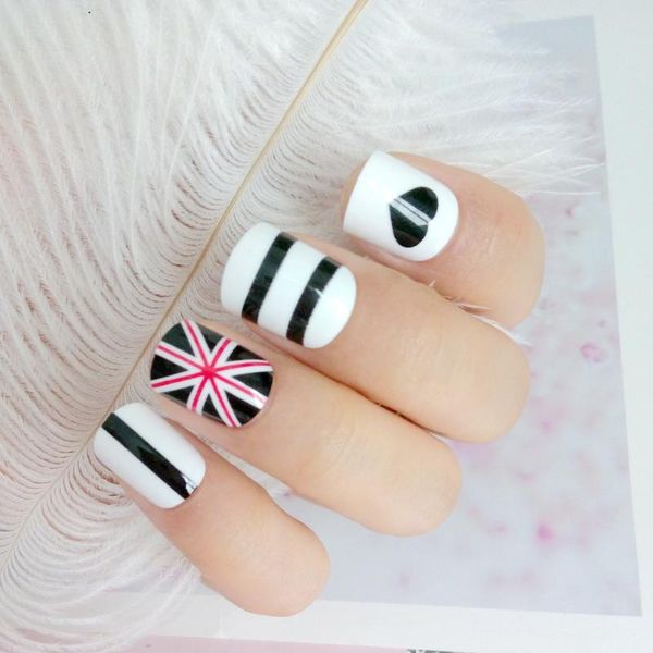 uk flag artificial fake fingernails black heart false nails with design diy full cover tips manicure tool, Red;gold
uk flag artificial fake fingernails black heart false nails with design diy full cover tips manicure tool, Red;gold