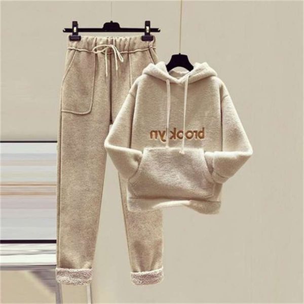 sportswear women's autumn / winter 2020 new fashion, age reduction, loose, versatile and high matching leisure two piece set, Gray
sportswear women's autumn / winter 2020 new fashion, age reduction, loose, versatile and high matching leisure two piece set, Gray