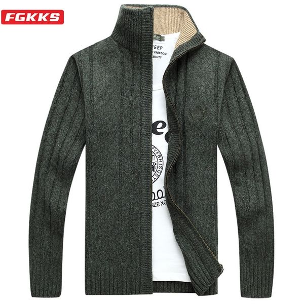 fgkks men slim sweater men's brand warm zipper jacket sweater slim solid color regular turtleneck sweater for men cardigan 201022, White;black
fgkks men slim sweater men's brand warm zipper jacket sweater slim solid color regular turtleneck sweater for men cardigan 201022, White;black