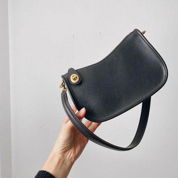shoulder bags luxury designer genuine leather ladies hand fashion female left lock 2021 crossbody bag bolsas feminina
shoulder bags luxury designer genuine leather ladies hand fashion female left lock 2021 crossbody bag bolsas feminina