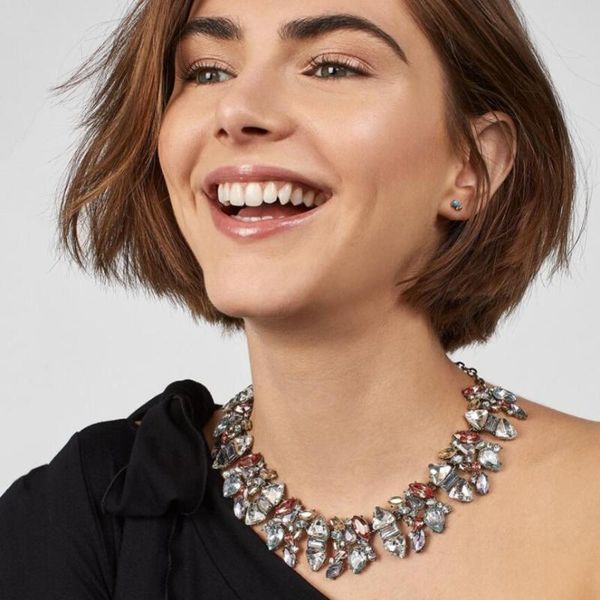 chokers layered crystal flower statement necklaces for women fashion luxury large collar choker necklace jewelry 2021, Golden;silver
chokers layered crystal flower statement necklaces for women fashion luxury large collar choker necklace jewelry 2021, Golden;silver