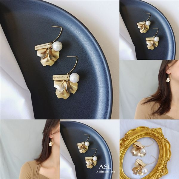 795 fashion have wedding white hoop lady earrings aretes for pearl women earring ring party stamps jewelry with for bride, Golden
795 fashion have wedding white hoop lady earrings aretes for pearl women earring ring party stamps jewelry with for bride, Golden