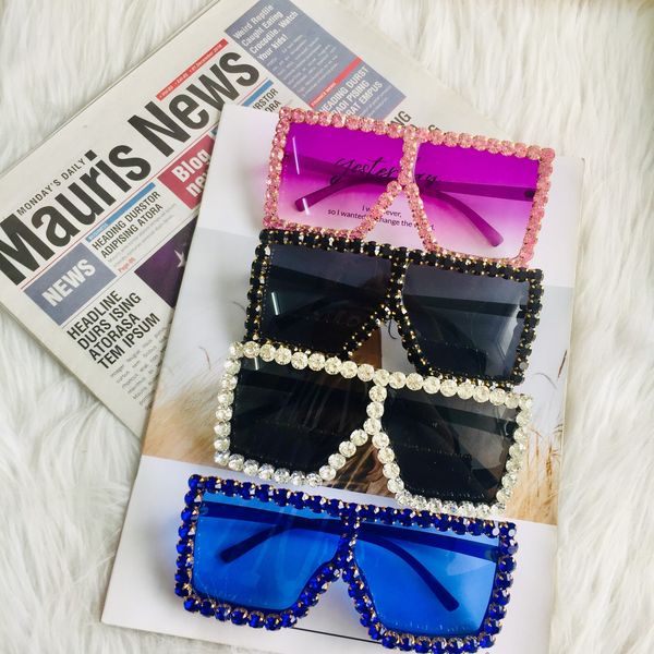 2020 luxury square sunglasses oversized diamond brand designer plastic female rhinestone crystal sun glasses wholesale uv400, White;black
2020 luxury square sunglasses oversized diamond brand designer plastic female rhinestone crystal sun glasses wholesale uv400, White;black