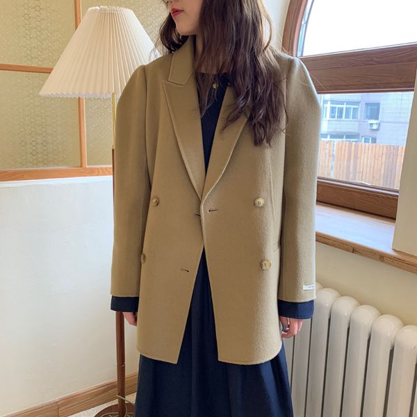 двубортный шерстяной костюм для женщин слоеного рукава дизайна офиса леди стиль свободного размером два классических цветов для варианта, Black
двубортный шерстяной костюм для женщин слоеного рукава дизайна офиса леди стиль свободного размером два классических цветов для варианта, Black