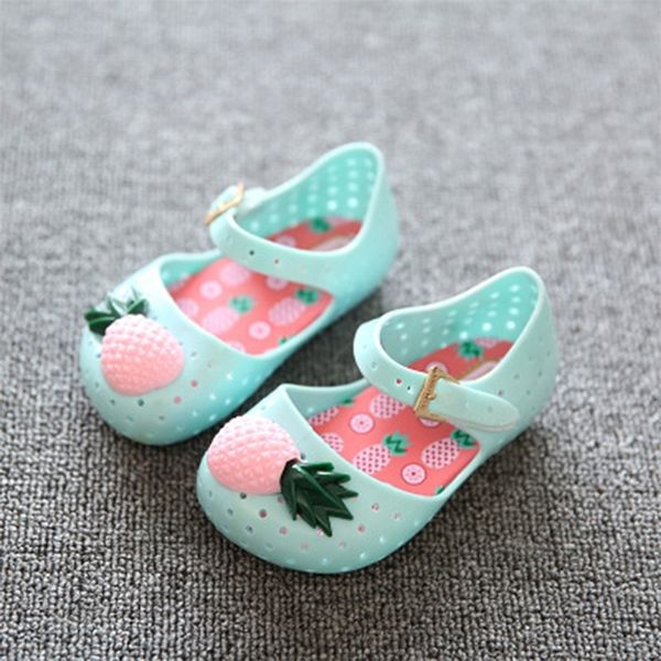 2017 mini pineapple fruit hole summer jelly children's shoes plain rain boot baby children toddler kids sandals y200103, Black;red
2017 mini pineapple fruit hole summer jelly children's shoes plain rain boot baby children toddler kids sandals y200103, Black;red