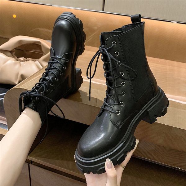 2021 martin women new british leather student lace boots to shoes 2kgm, Black
2021 martin women new british leather student lace boots to shoes 2kgm, Black