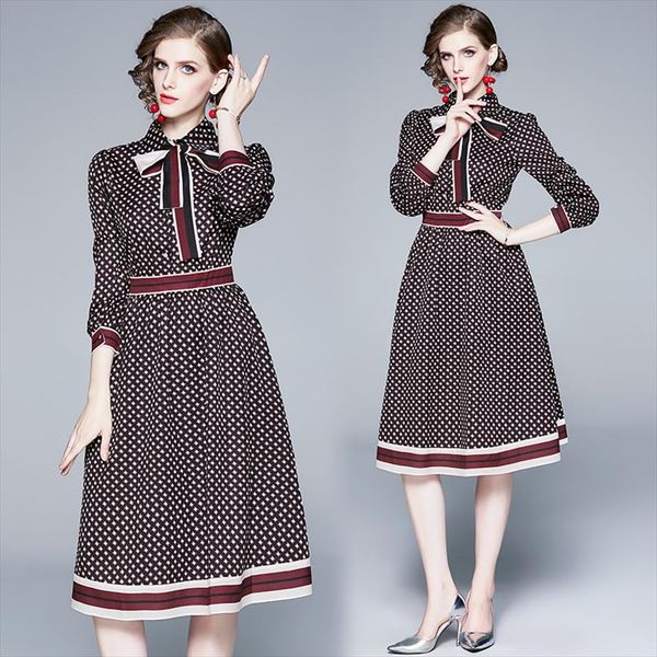 2021 autumn fall runway vintage strip print bow neck long sleeve empire waist women lady party casual a line dot print dress, Black;gray
2021 autumn fall runway vintage strip print bow neck long sleeve empire waist women lady party casual a line dot print dress, Black;gray