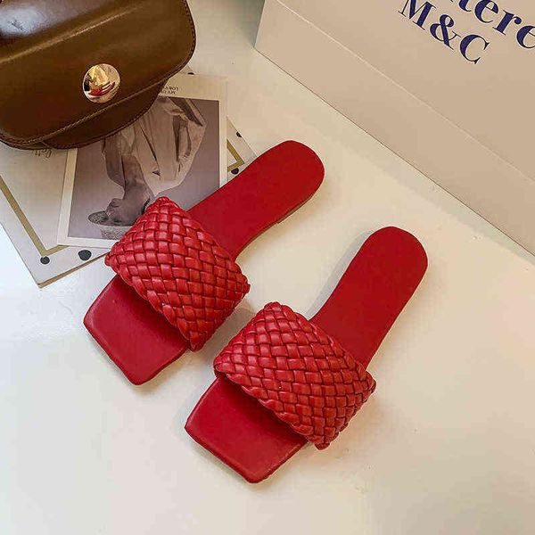 2022 vacation beach flat sandals women temperament slippers braided design charm open-toe set foot casual flip flops women shoes y220221, Black
2022 vacation beach flat sandals women temperament slippers braided design charm open-toe set foot casual flip flops women shoes y220221, Black