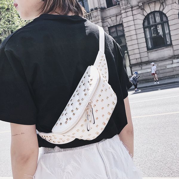 50pcs dhl new fashion women's rivet rhombus pu fanny pack chest package diagonal span cycling sports bag 3colors
50pcs dhl new fashion women's rivet rhombus pu fanny pack chest package diagonal span cycling sports bag 3colors