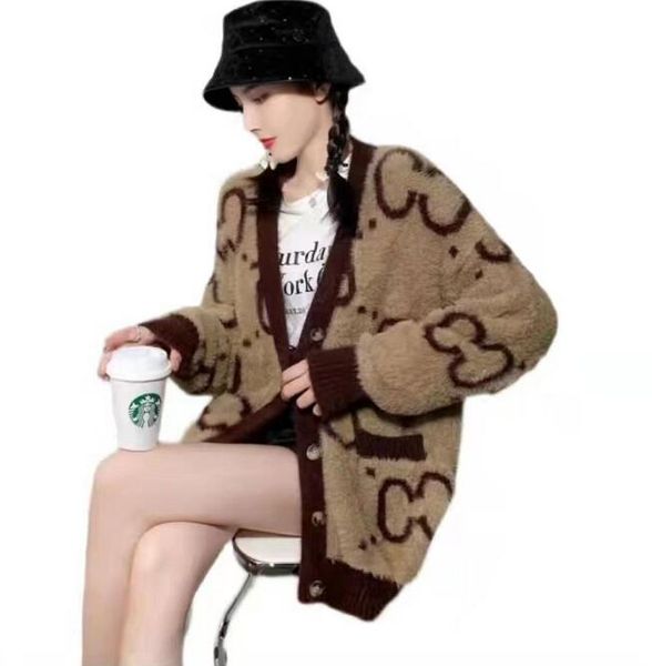 full letters print mohair sweater coats for women loose soft plush cardigan designers womens double pockets coat high grade ladies outerwear, White;black
full letters print mohair sweater coats for women loose soft plush cardigan designers womens double pockets coat high grade ladies outerwear, White;black