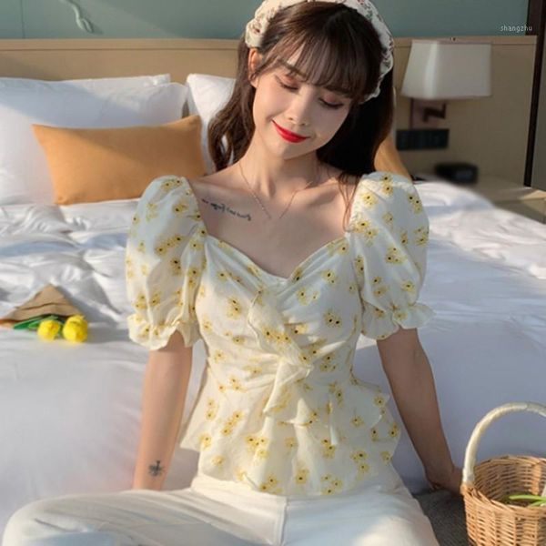 korean women blouses summer sweet fashion square collar casual print shirt women shirts1, White
korean women blouses summer sweet fashion square collar casual print shirt women shirts1, White