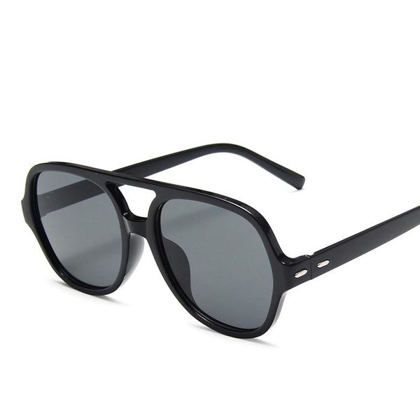 sunglasses fashion big frame pilot vintage women's personality versatile street shooting fashionable glasses, White;black
sunglasses fashion big frame pilot vintage women's personality versatile street shooting fashionable glasses, White;black