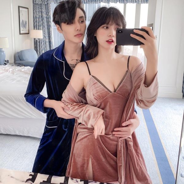 women's sleepwear autumn long-sleeved wedding dressing gown gold velvet couple pajamas suspenders nightdress two-piece nightgown, Black;red
women's sleepwear autumn long-sleeved wedding dressing gown gold velvet couple pajamas suspenders nightdress two-piece nightgown, Black;red