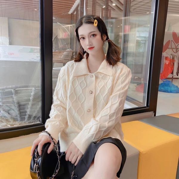 xwyve 2020 new autumn sweet knitwear coat knitwearelegant style knitwear coat diamond pattern square versatile fashion foreign style collar, White;black
xwyve 2020 new autumn sweet knitwear coat knitwearelegant style knitwear coat diamond pattern square versatile fashion foreign style collar, White;black