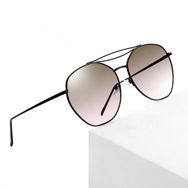 2022 metal frame black wholale woman's fashion sunglass, gradient dark brown mens glazzy oval sunglass, White;black
2022 metal frame black wholale woman's fashion sunglass, gradient dark brown mens glazzy oval sunglass, White;black