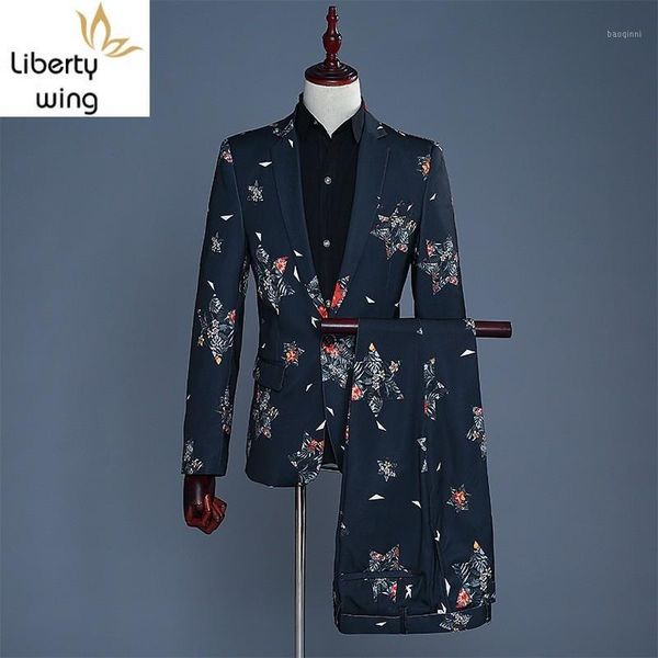 2020 latest coat pant designs men fashion five-pointed star print casual slim fit elegant groom wedding suit male costume homme1, White;black
2020 latest coat pant designs men fashion five-pointed star print casual slim fit elegant groom wedding suit male costume homme1, White;black