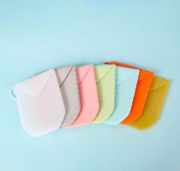 dustproof silicone storage case portable disposable masks mask face pollution-storage disposable container mask safe box wmtar
dustproof silicone storage case portable disposable masks mask face pollution-storage disposable container mask safe box wmtar