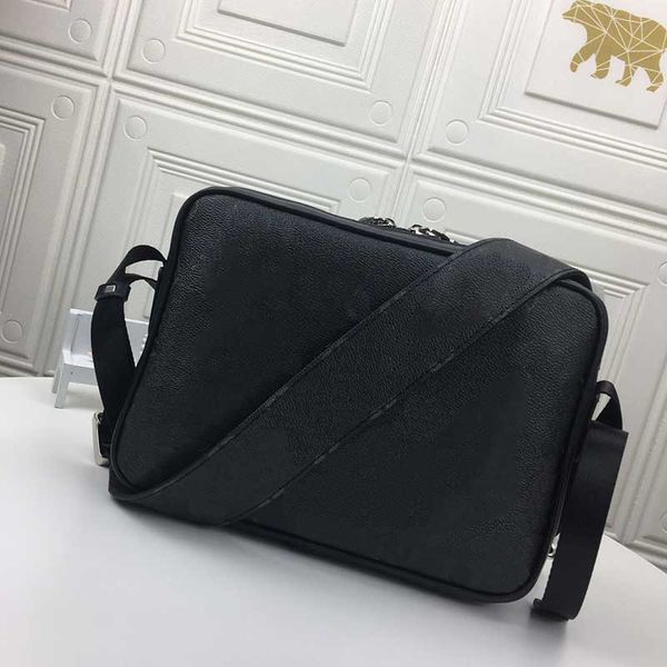 2021 new messenger bag outdoor waist bag handbag fashion designer one shoulder messenger bag purse leather
2021 new messenger bag outdoor waist bag handbag fashion designer one shoulder messenger bag purse leather