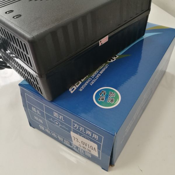 87.6 volt 15a lithium charger for 72v 76.8v lifepo4 electric bicycle / scooter / golf cart / motorcycle
87.6 volt 15a lithium charger for 72v 76.8v lifepo4 electric bicycle / scooter / golf cart / motorcycle